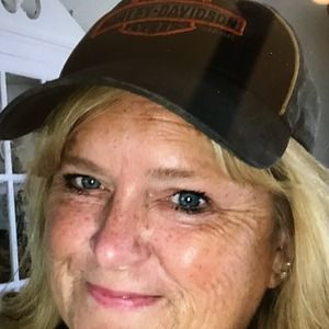 Meet your Posher, Gloria